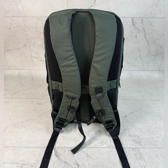 (SW-68) Solgaard Endeavor Backpack In Granada Green - Picture 5 of 5